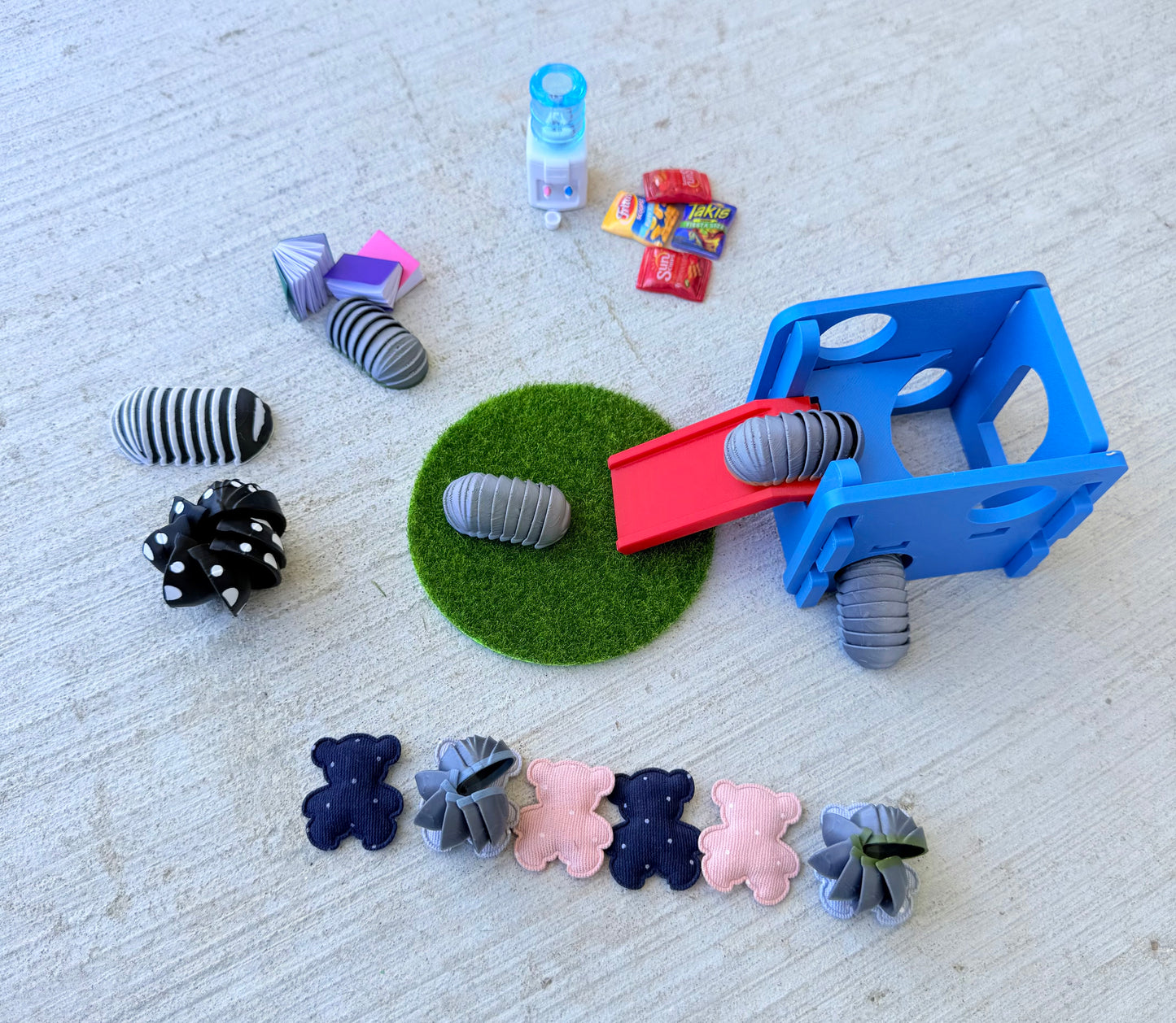 Roly Poly Daycare Kit